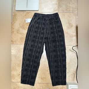 Athleta NWT Arrival pants. Size 2.